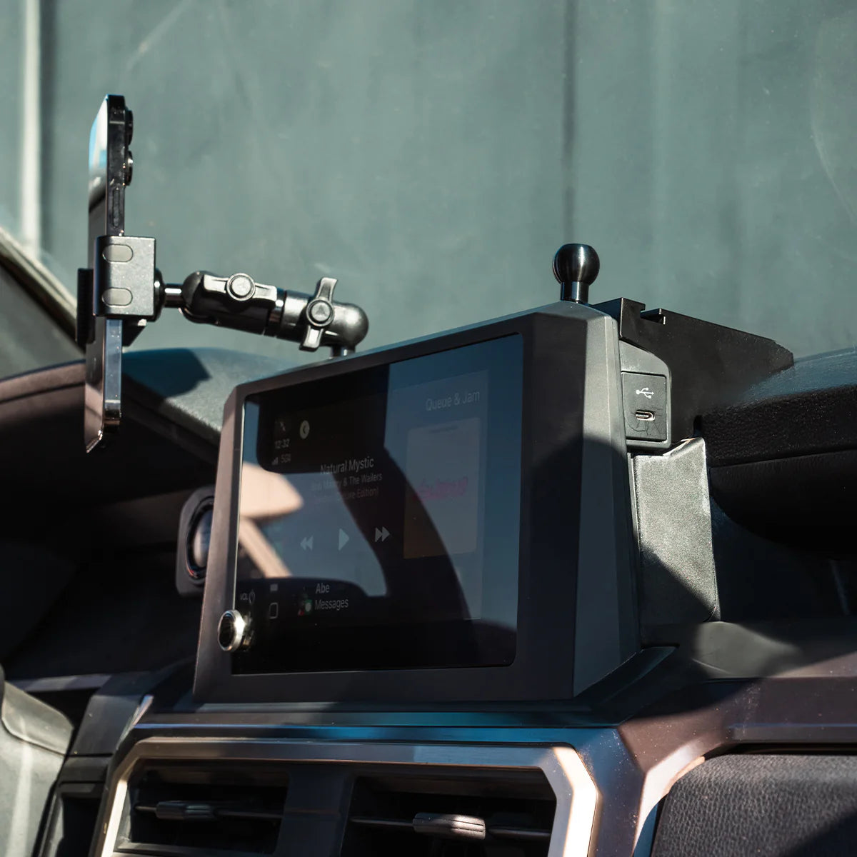 Dash Mount For 2024+ Toyota Tacoma